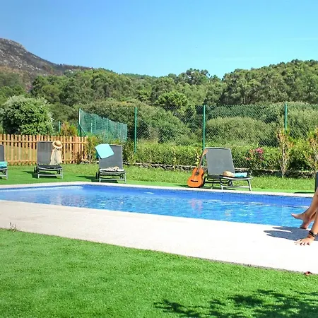 Ferienhaus Awesome In A Corua With Indoor Swimming Pool, Wifi And 5 Bedrooms