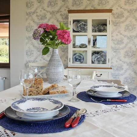 Awesome In A Corua With Indoor Swimming Pool, Wifi And 5 Bedrooms