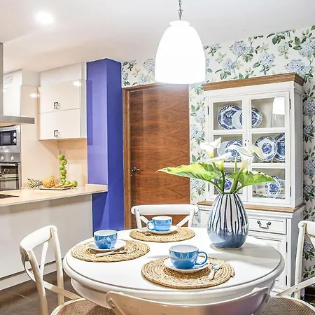 Awesome In A Corua With Indoor Swimming Pool, Wifi And 5 Bedrooms Ferienhaus Teira