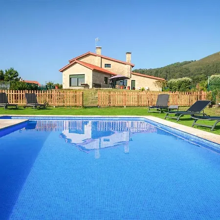 Awesome In A Corua With Indoor Swimming Pool, Wifi And 5 Bedrooms *