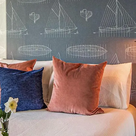 Ferienhaus Awesome In A Corua With Indoor Swimming Pool, Wifi And 5 Bedrooms